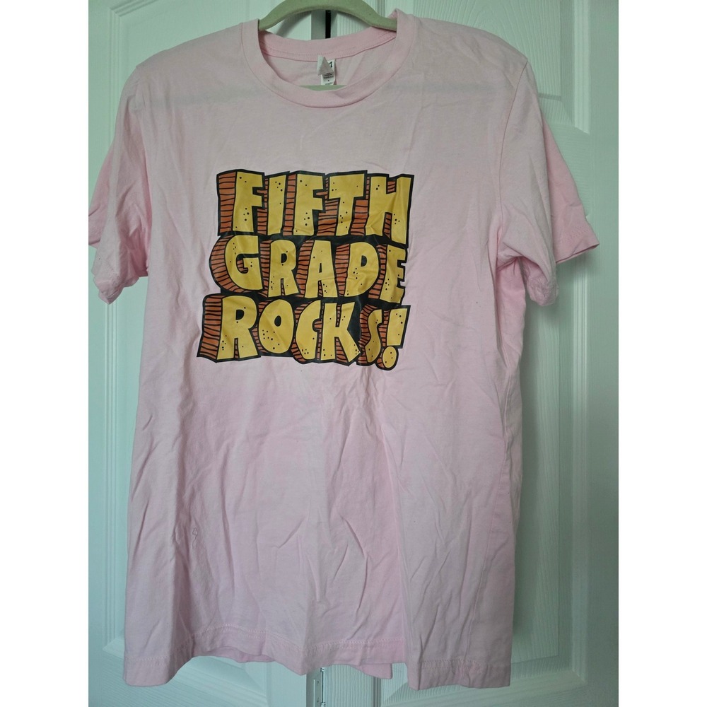 Bella+Canvas T-Shirt Unisex Medium Pink Excellent Fifth Grade Rocks Graphic Tee - Picture 1 of 6